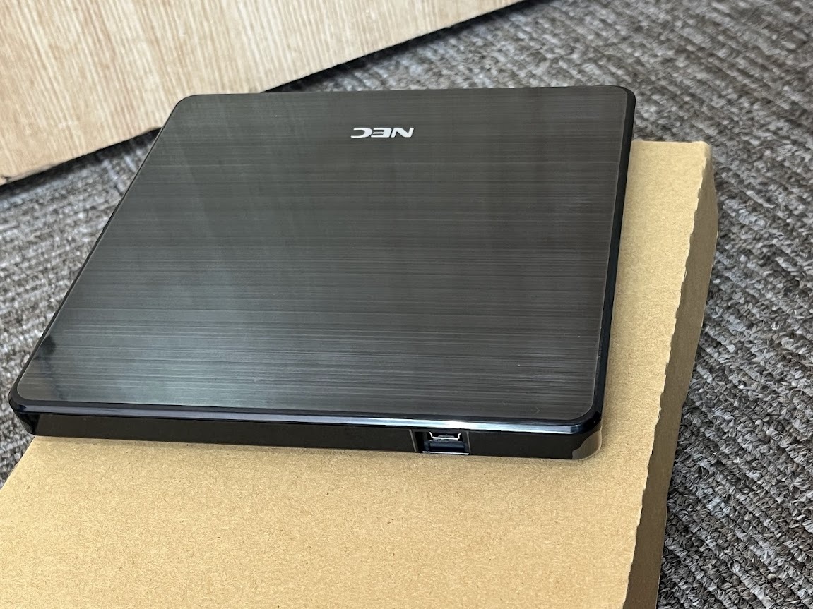 ●12個セット　 NEC 外付けポータブルDVDスーパーマルチドライブ GP60NB60 USBケーブル 付き_画像6