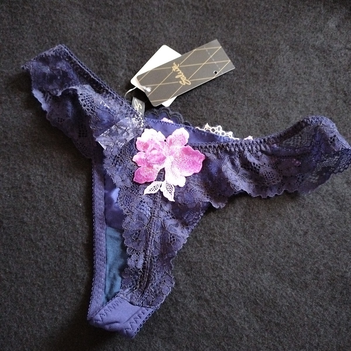 item_image_3