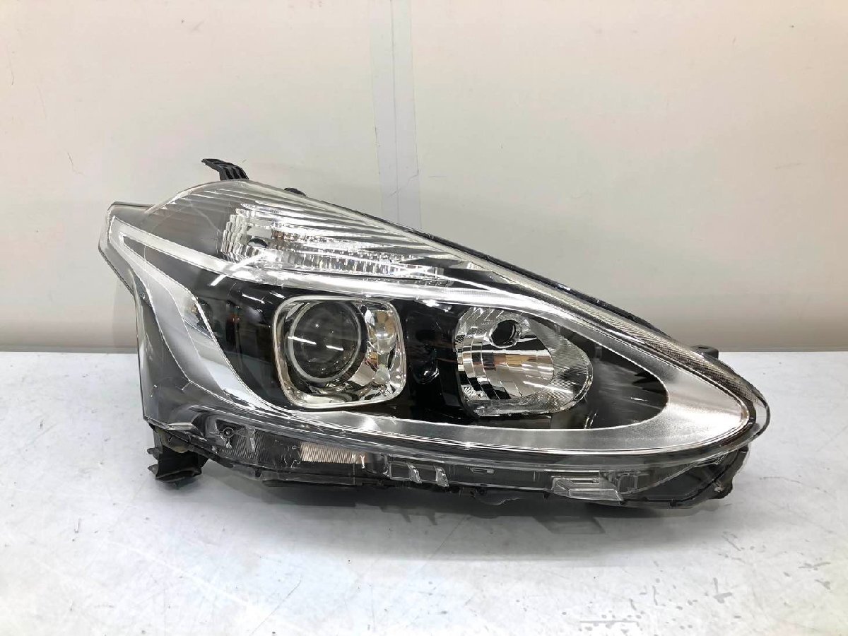 トヨタ シエンタ NSP170G 後期 純正 ヘッドランプ 右 ハロゲン KOITO52-316 刻印45（Z27-5ｍ）