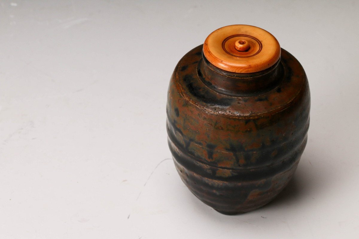時代 茶入 仕覆 木箱入 佳香】時代 古瀬戸茶入 木箱 仕覆 茶道具(茶道具)|売買された