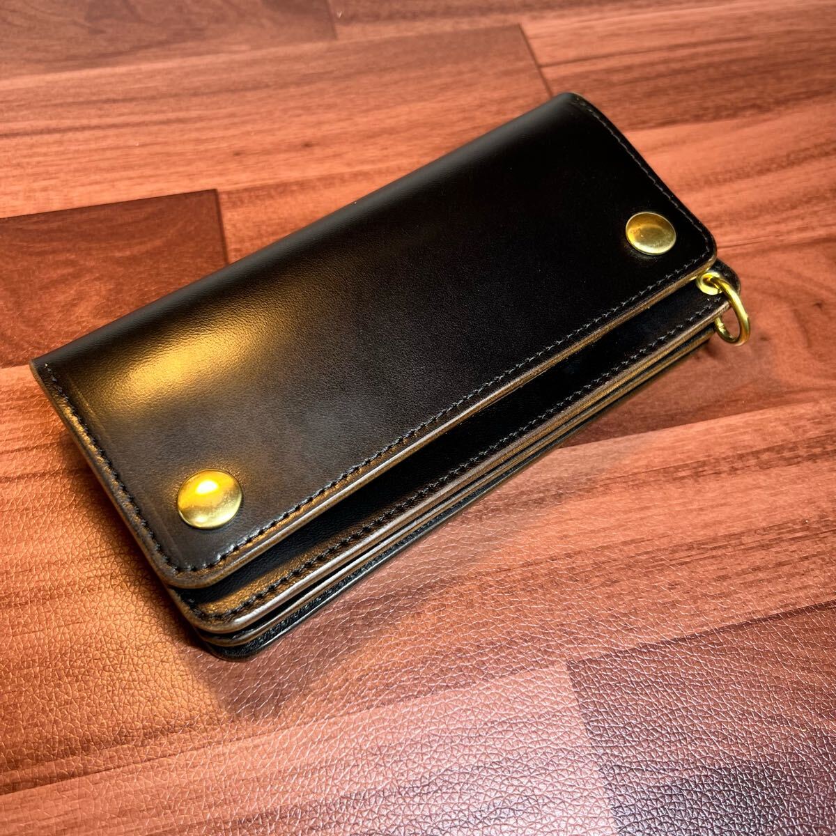 【トラッカーウォレット ロング】 3層 ホースバット universal トラッカーウォレット ロング】 3層 マリアム ホースバット