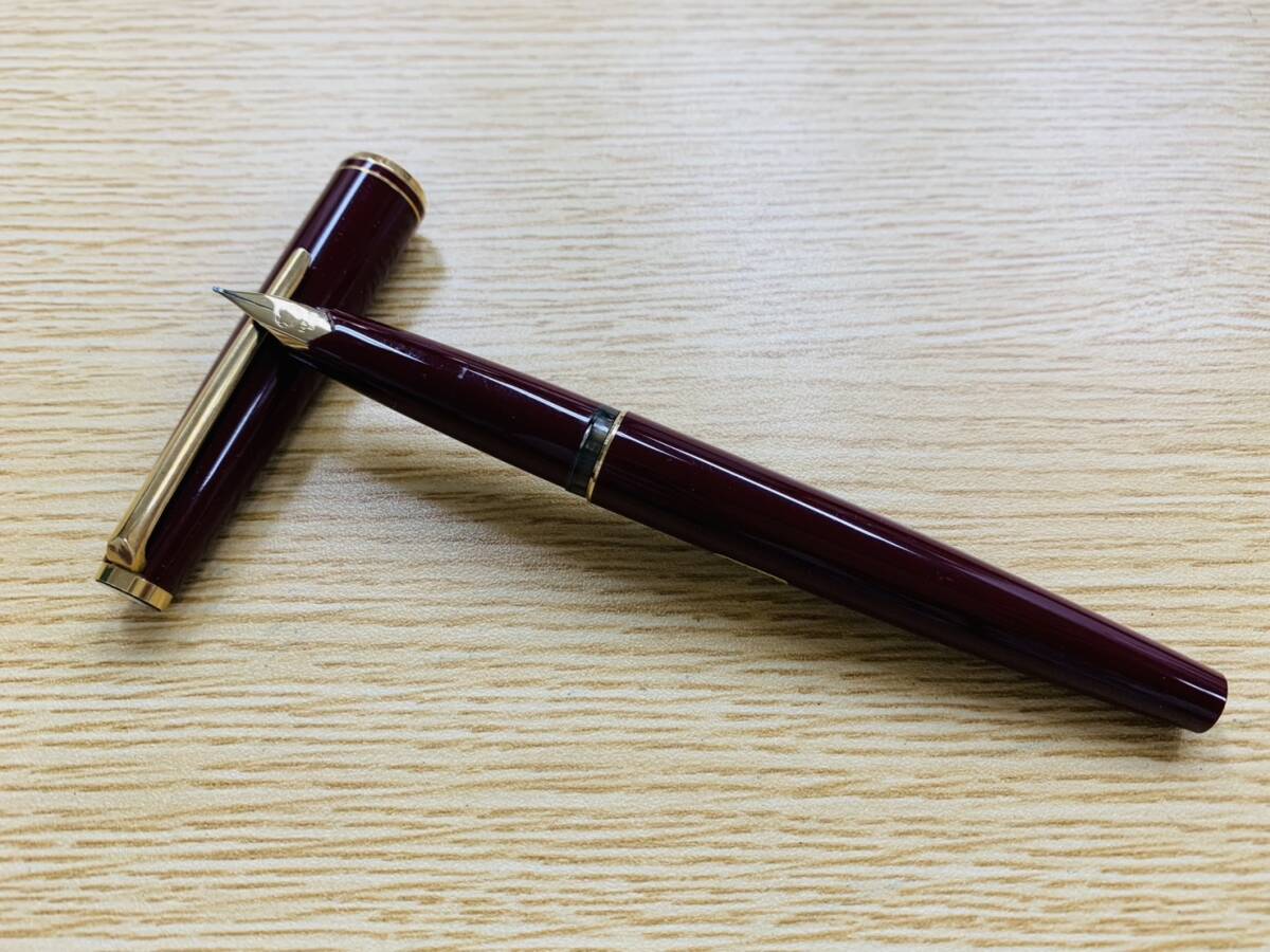MONTBLANC モンブラン 万年筆 ペン 14K ボルドー ゴールド 現状品】 MONTBLANC モンブラン 万年筆 ペン先 585 14K ボルドー