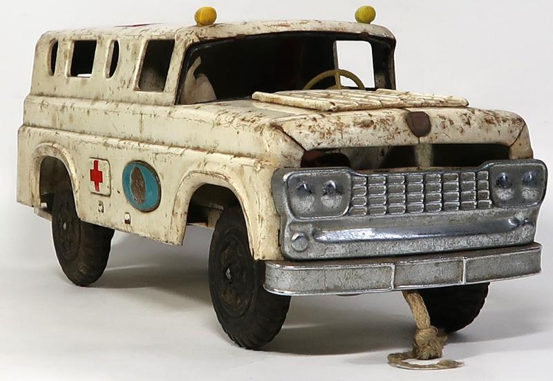 マルサン　ブリキ車 Amazon.co.jp: マルサン ブリキ玩具の消防車 日本製 LARGE