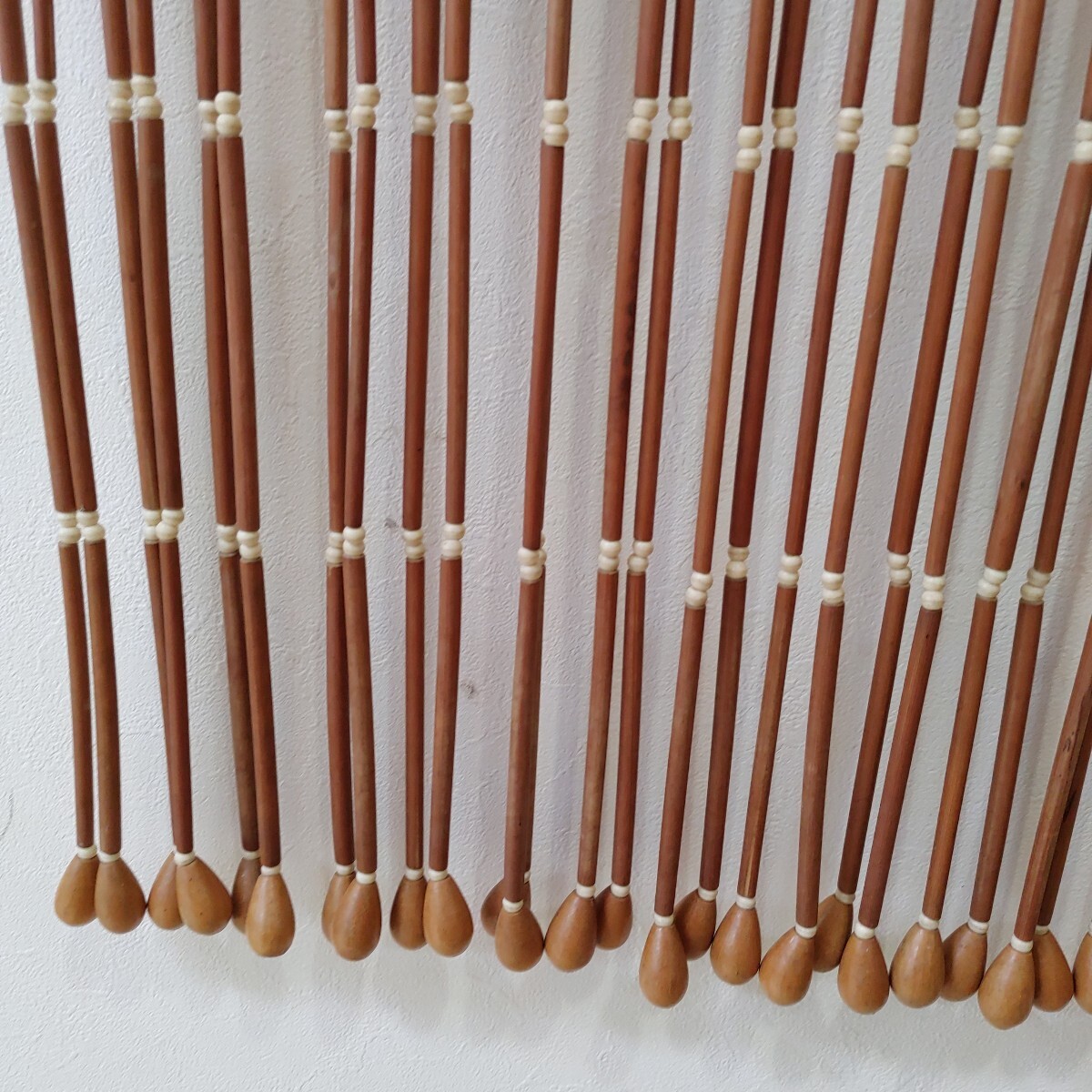 【木製 ビーズ のれん】中古品 暖簾 ビーズカーテン 昭和レトロ 飾り ブラインド 仕切り インテリア【A9-4】0703+-_画像5