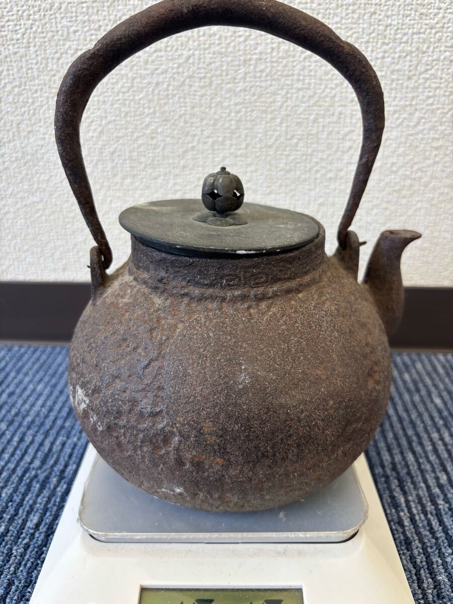 時代物 龍文堂造 鉄瓶 急須 煎茶道具 小振り 急須 ◎37 龍文堂造 鉄瓶 煎茶道具 茶道具 急須 約151g(鉄瓶)|売買