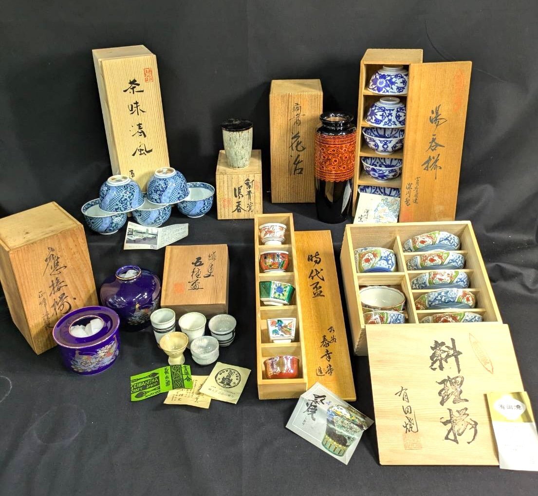 MIK1784　和食器★九谷焼★深川製★有田焼★蒟醤塗★花器★五種盃★湯呑★小鉢★茶器★共箱付き★8点★色々まとめて【1円スタート】
