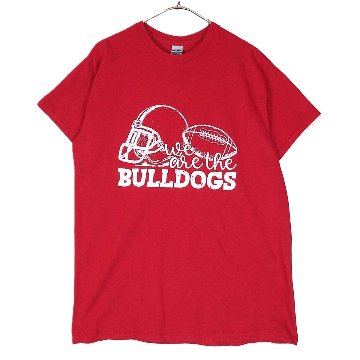 【US古着 肩幅45cm】GILDAN ギルダンBULLDOGS チーム アメフト ひび割れプリント 半袖Tシャツ Mサイズ レッド コットンポリ T90 アメカジ_画像4