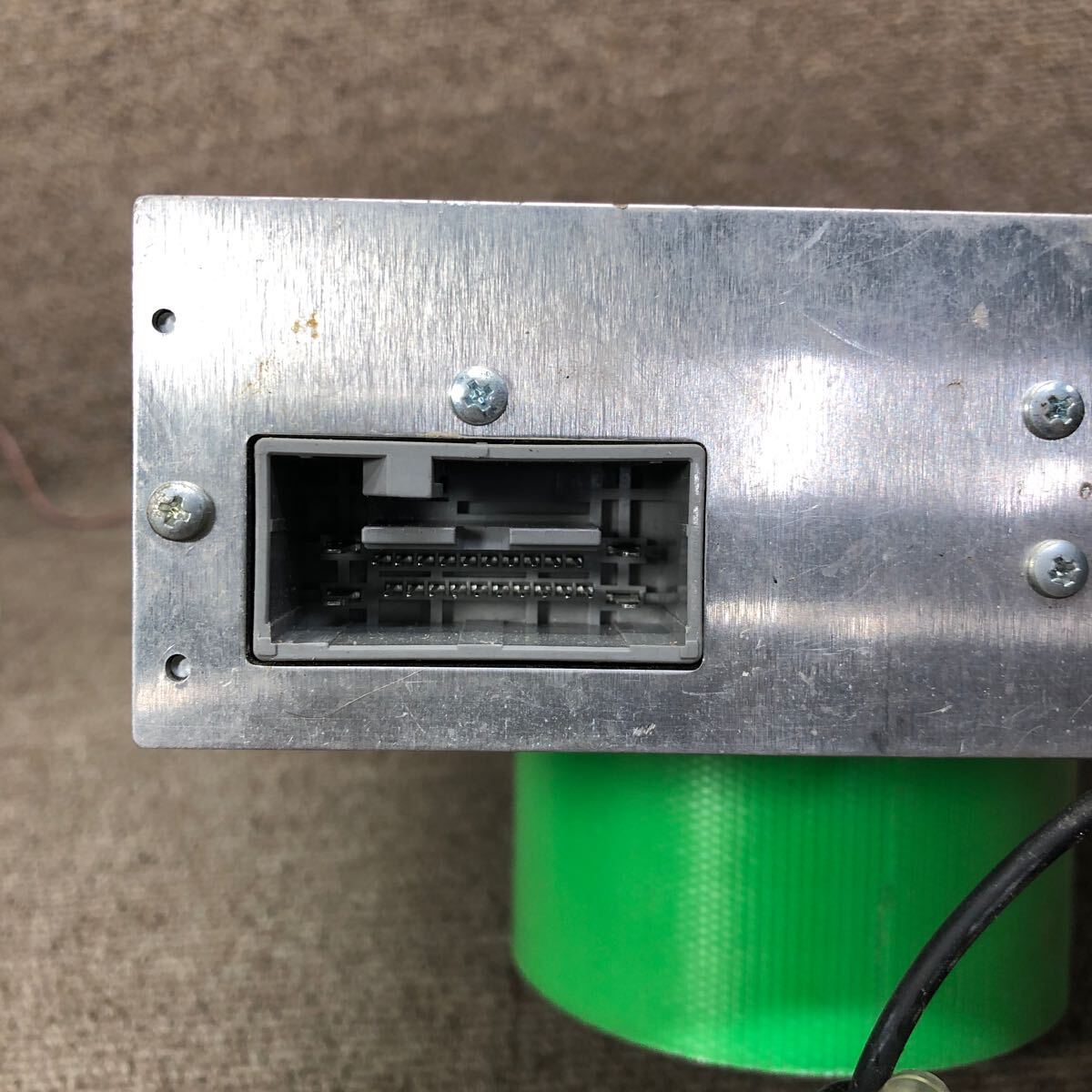 AV7-125 激安 カーステレオ HONDA Gathers SANYO CX-128C CDF-R9011 08A02-8P0-100 CDプレーヤー 本体のみ 簡易動作確認済み 中古現状品_画像5