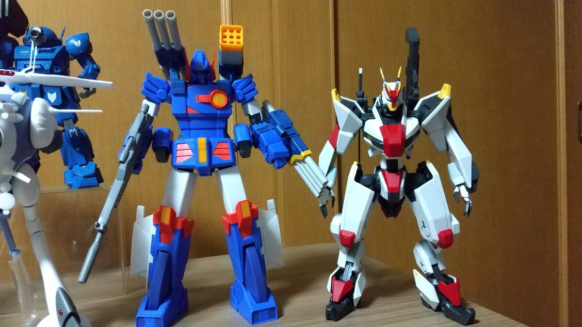 ガンダム、ボトムズ、マクロス、ザブングルプラモセットその他 ザブングル・マクロス・ボトムズ等組立済み6体セット(パーツ欠