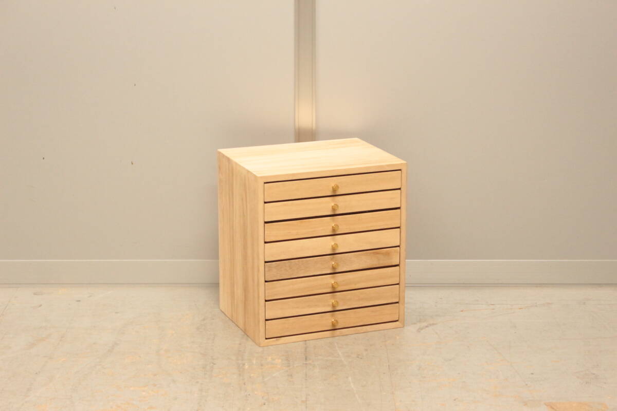 C0988 小引き出し 桐 アクセサリー コレクション ケース ジュエリー ボックス 木製 ８段 小物入れ ビンテージ インテリア 中古家具 東京発_画像1