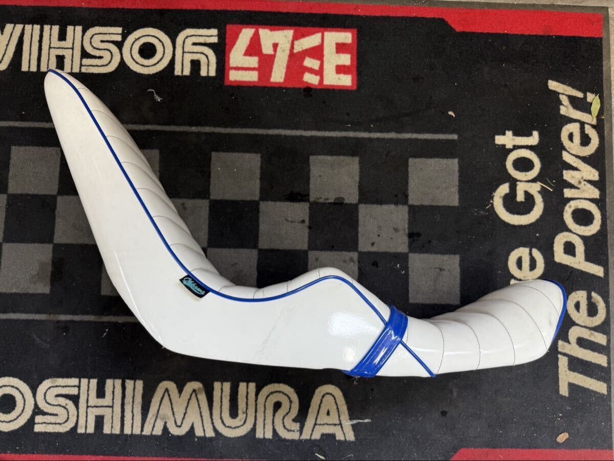 cbx400f 3段シート 純正ベース? cbx400f オオカワ製 三段シート 純正ベース(社外品)|売買された