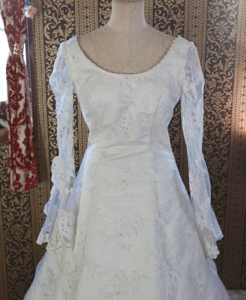 344袖付き露出控えめ長袖の清楚なデザインMICHAEL MERNERマイケルマーナー高級ウエディングドレス9号Mサイズ_画像5