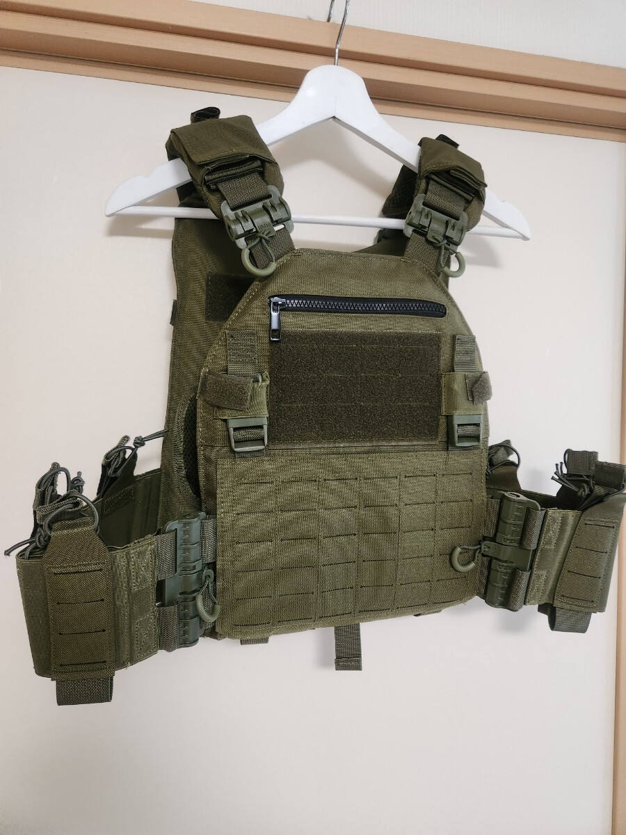 プレートキャリア、 MOELLシステム、OD(オリーブトラブ)、プレキャリ プレートキャリア、 MOELLシステム、OD(オリーブトラブ