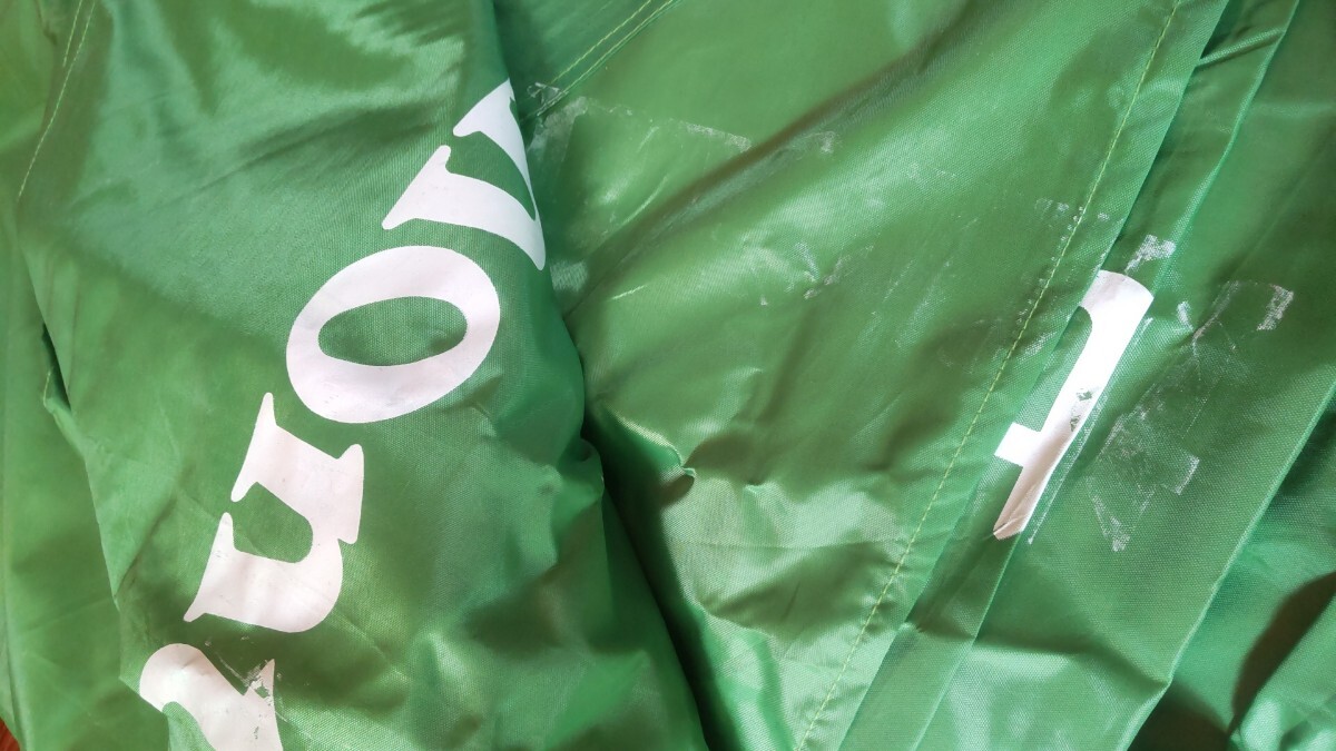 大型 タープ　 モンベル Mont-bell ポール・張り綱付属_画像10