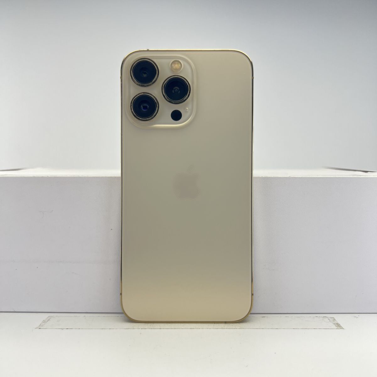 箱付きiPhone 13 Pro ゴールド 256GB本体 ジャンク iPhone 13 Pro 256GB ゴールド 訳あり品 ジャンク 中古本体
