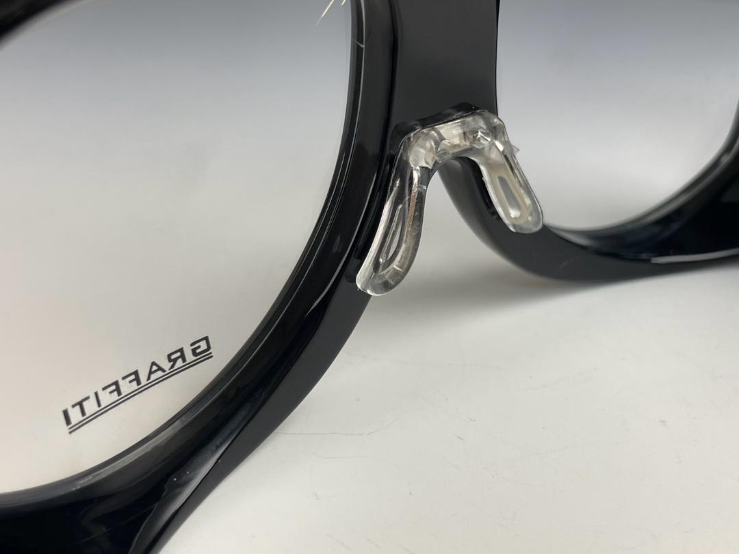 激レア GRAFFITI ブラック SNOWBOARD ゴーグル仕様 鼻盛り付き