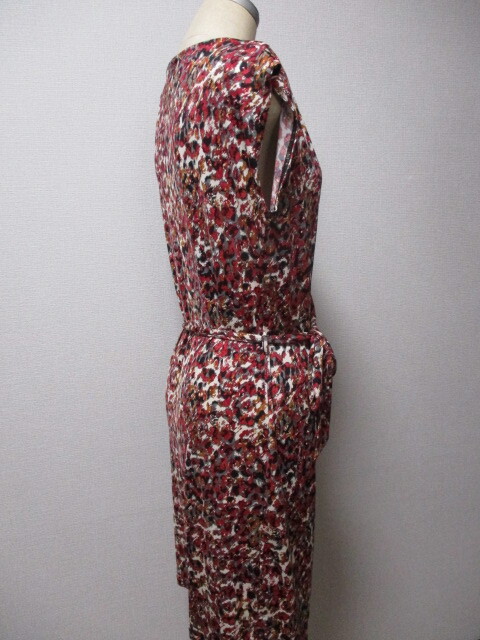 FIFILLES　PARIS　黒・エンジ柄★お洒落なデザイン～ワンピース_画像3