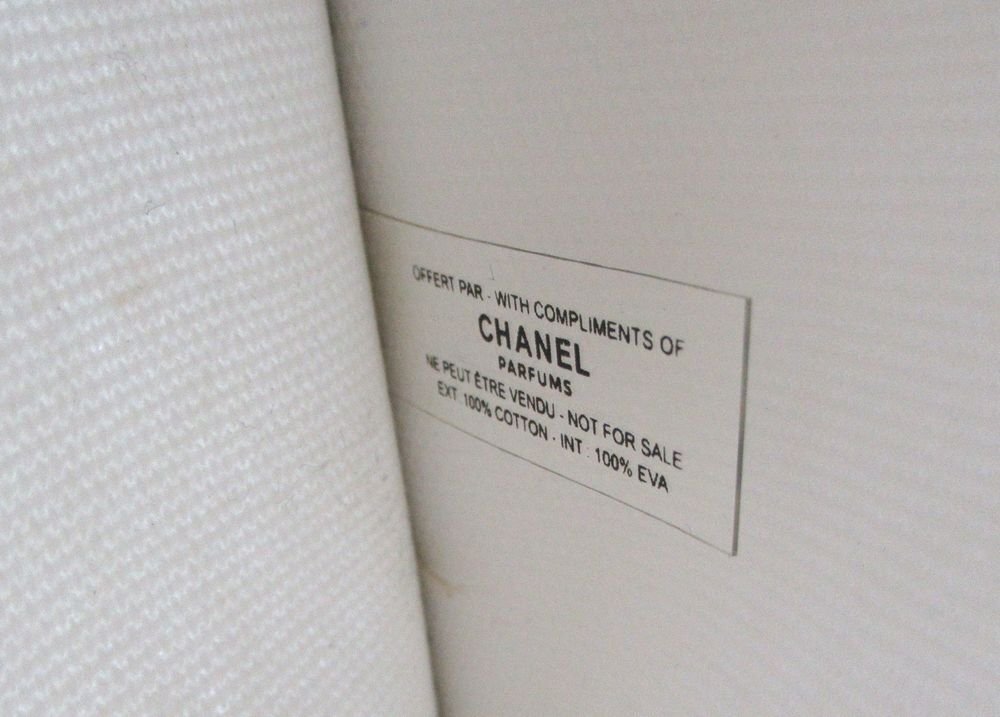 ?未使用/レア！CHANEL(シャネル)トートバッグ/縦長ショルダーバッグ/CHANEL「N°5」100周年記念限定/香水瓶デザイン/ノベルティ/非売品