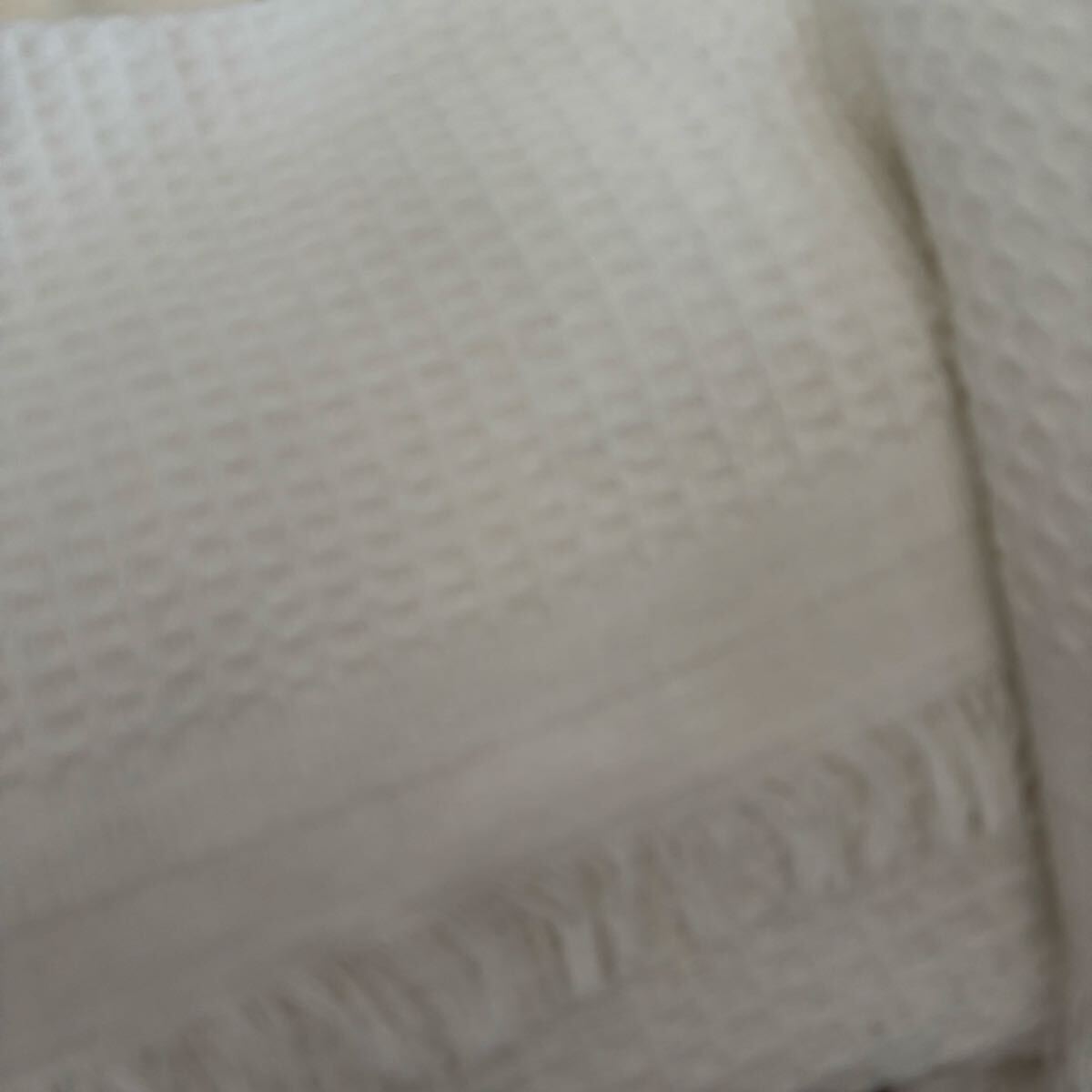 新品☆ブランケット☆フリンジ付☆ミルク色☆軽量☆可愛い☆使い方色々☆ アウトドアにも☆ _画像7