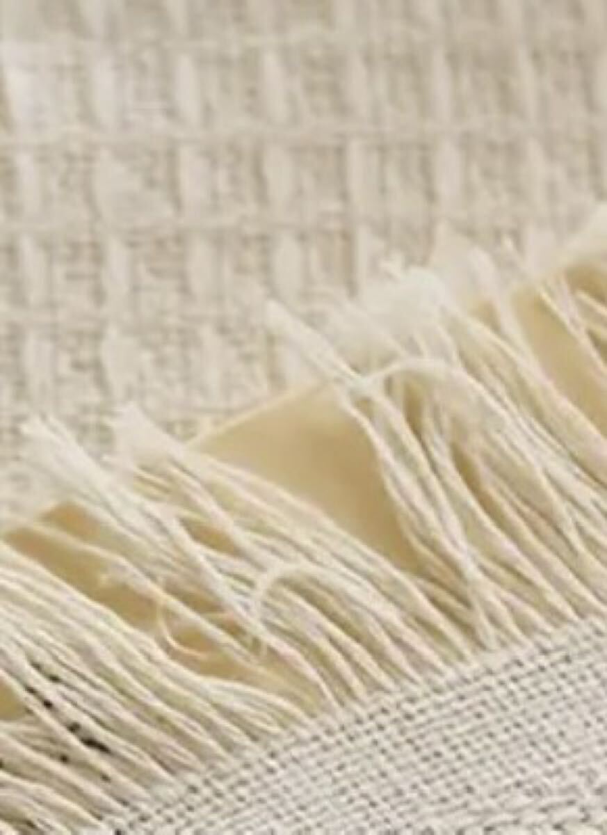 新品☆ブランケット☆フリンジ付☆ミルク色☆軽量☆可愛い☆使い方色々☆ アウトドアにも☆ _画像5