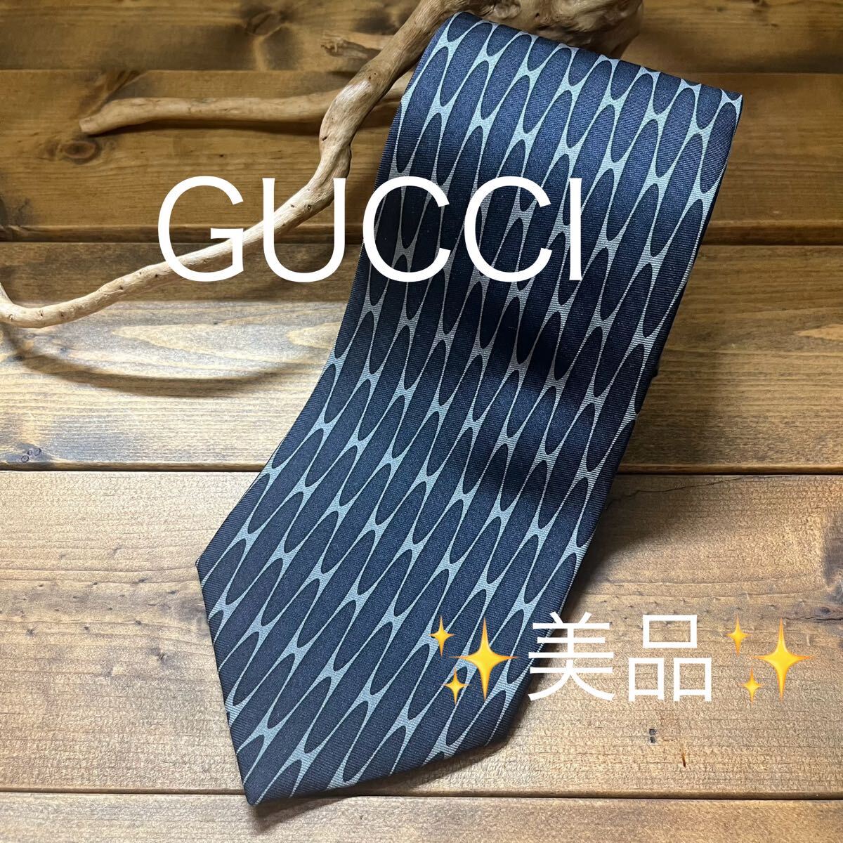 希少 GUCCI シルク100% モノグラム柄 レジメンタルネクタイ GUCCI グッチ ネクタイ 100%シルク|Yahoo!フリマ(旧PayPayフリマ)