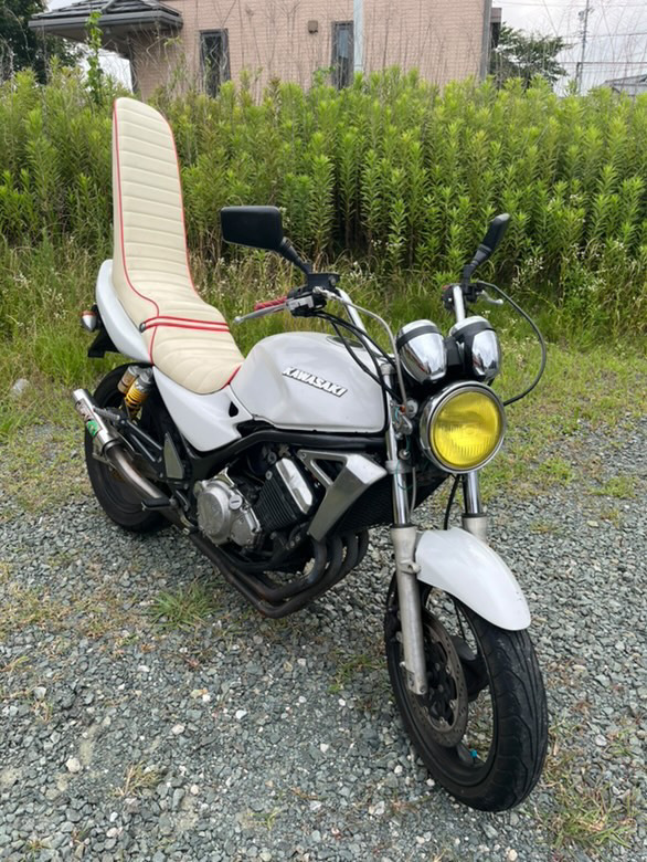三段シート cb400sf 三段シート CB400SFの値段と価格推移は?|47件の売買データから