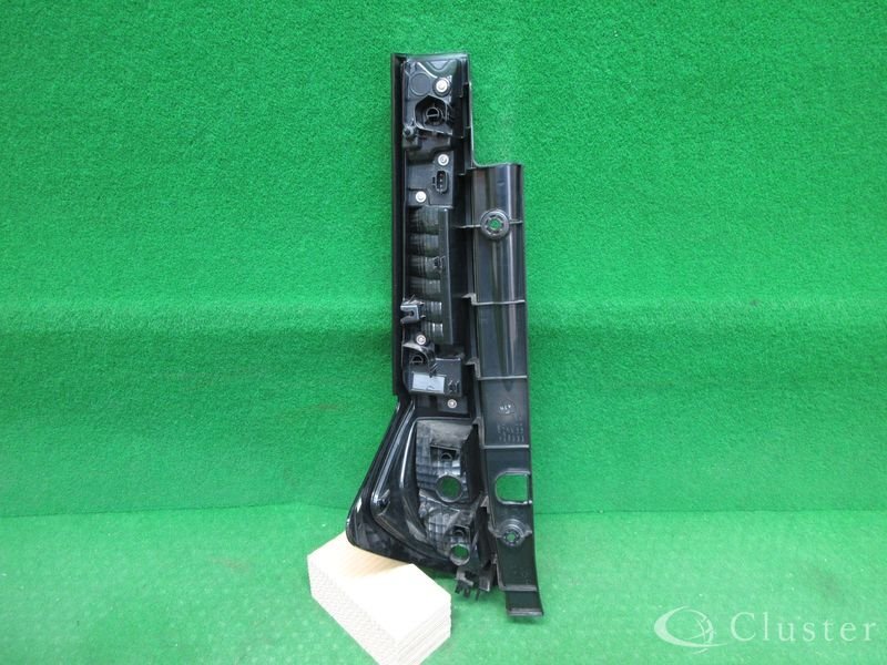 ルーミー カスタム M900A/M910A 後期 純正 右テールランプ LED KOITO 220-6907W R ユニット 良品★_画像6