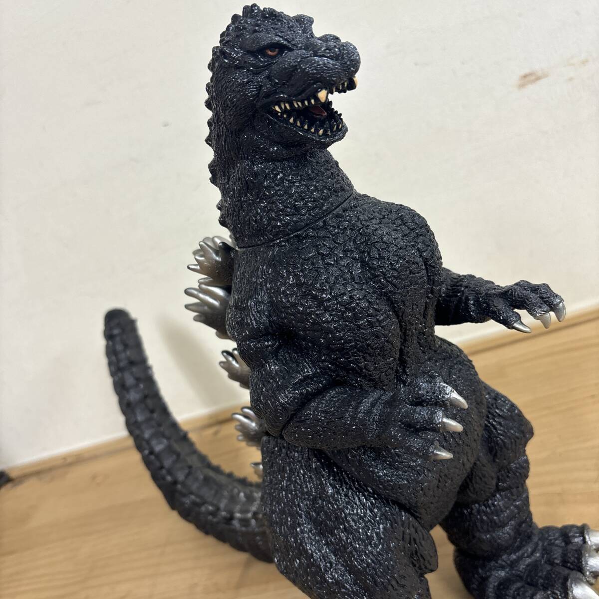 激レア 昭和レトロ ゴジラ−キングギドラ スイングセット 色違い2種 L25♪『BANDAI ゴジラ vs キングギドラ ver ソフビ 高さ37