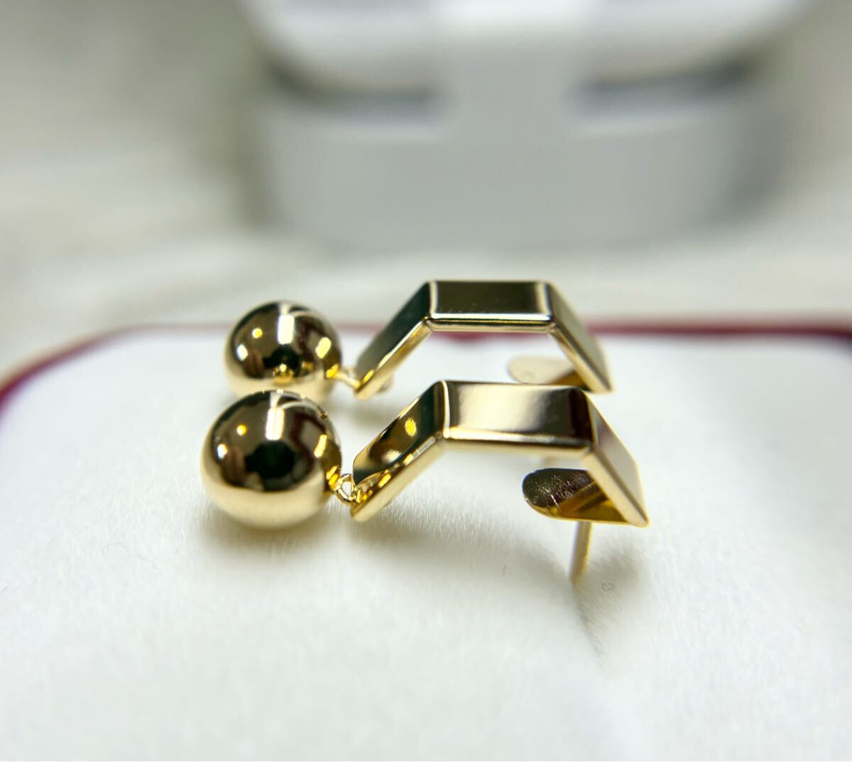 [新品]K18YGイエローゴールド金丸玉6mmピアス立体感高級日本製金入りキャッチ付き_画像4