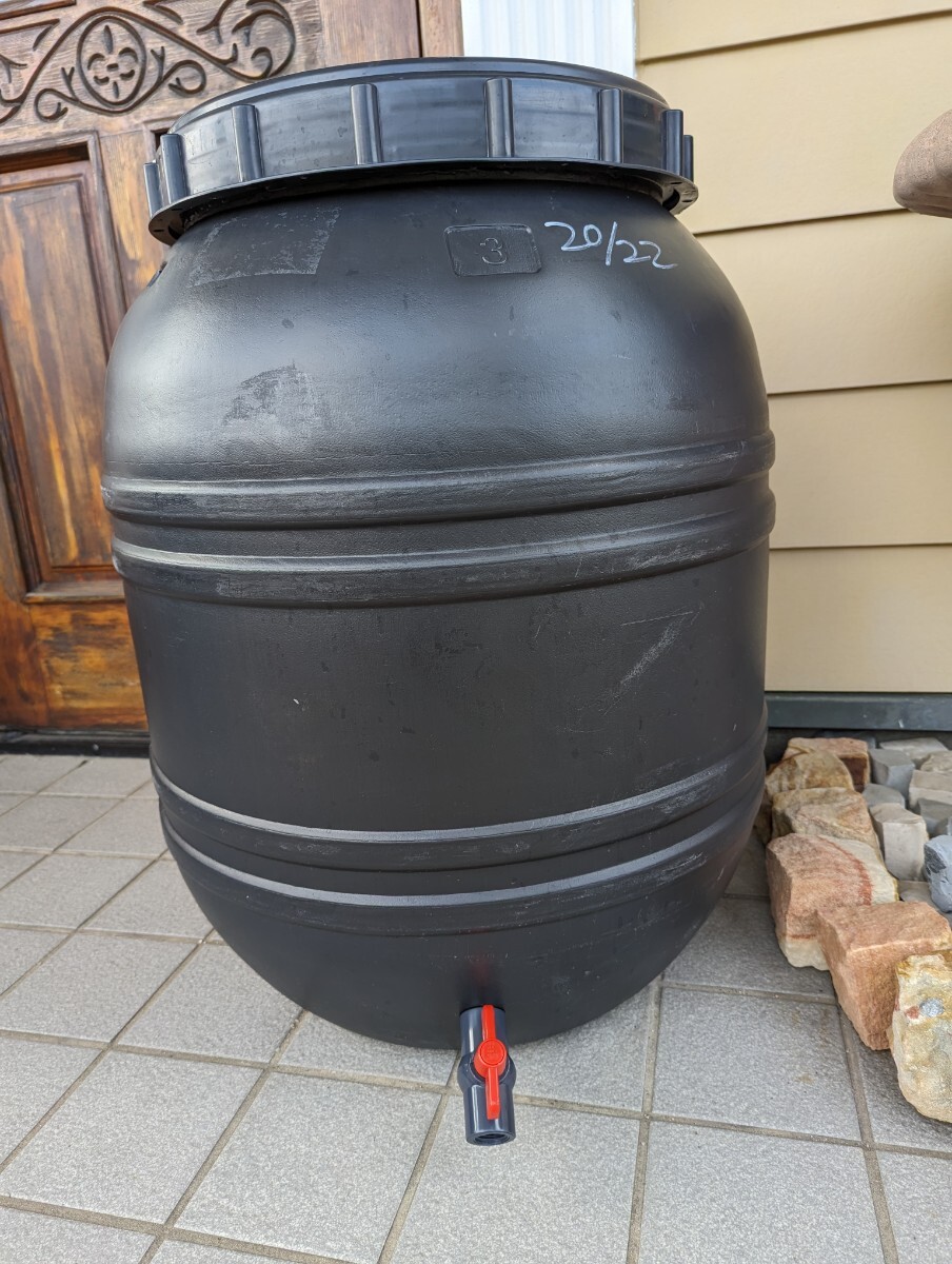 雨水タンク150Lコック付き、送料込み 雨水タンク150L黒コック付き 送料込み|Yahoo!フリマ(旧PayPay