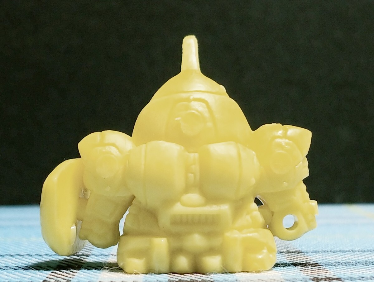 SDガンダムガシャポン戦士 ガン消し ブラッドテンプル 武器パーツ欠品 超貴重 ブラッドテンプル 黄色 ガシャポン戦士