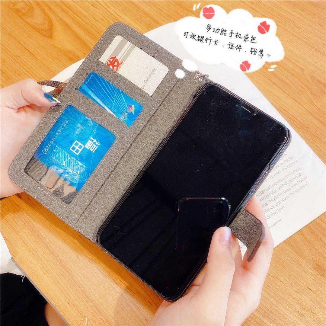 iPhone11ProMaxケース 手帳型カード　収納カバー　黒ブラック　お洒落　市松模様　格子柄　定期入れ　チェック柄　アイフォンケース_画像6