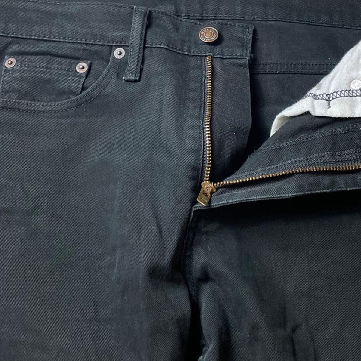 2000円スタート! Levi's リーバイス 510 ミドルライズ テーパード スリム スキニーパンツ ジーンズ 定番色 ブラック 黒 W29 メンズ 古着 2_画像4