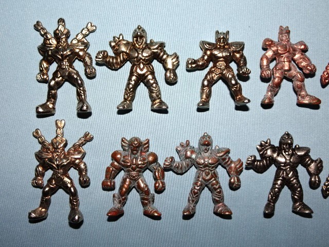 聖闘士星矢　消しゴム　セイントパラダイス　キン消し　ドラ消し　レア？ Amazon.co.jp: 聖闘士星矢 消しゴム 未切 レトロ 当時 ゴム 人形