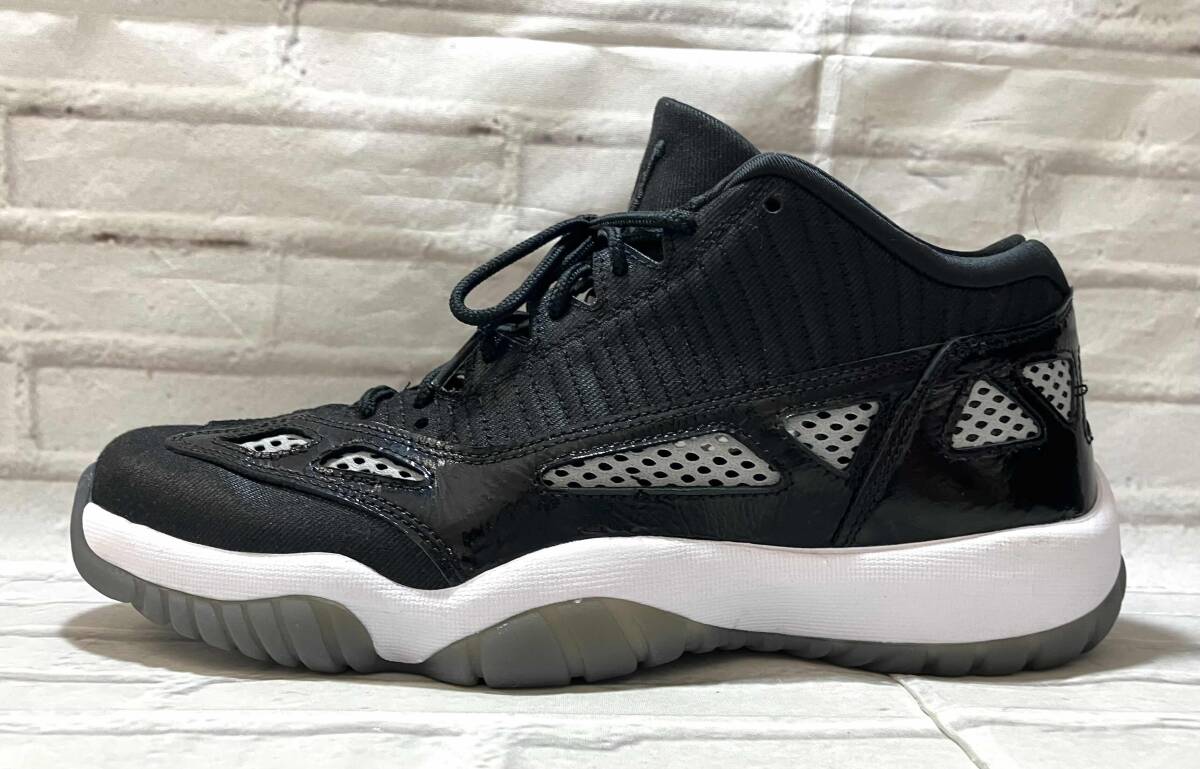 NIKE / ナイキ / スニーカー / NIKE AIR JORDAN 11 RETRO LOW IE / 919712-001 / 29cm / ブラック / 箱付き_画像2