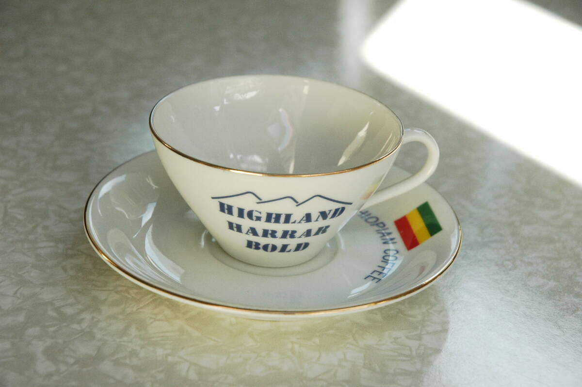 エチオピアのディミタスコーヒーカップセット　実測65ｃｃ位　送料660円_画像1