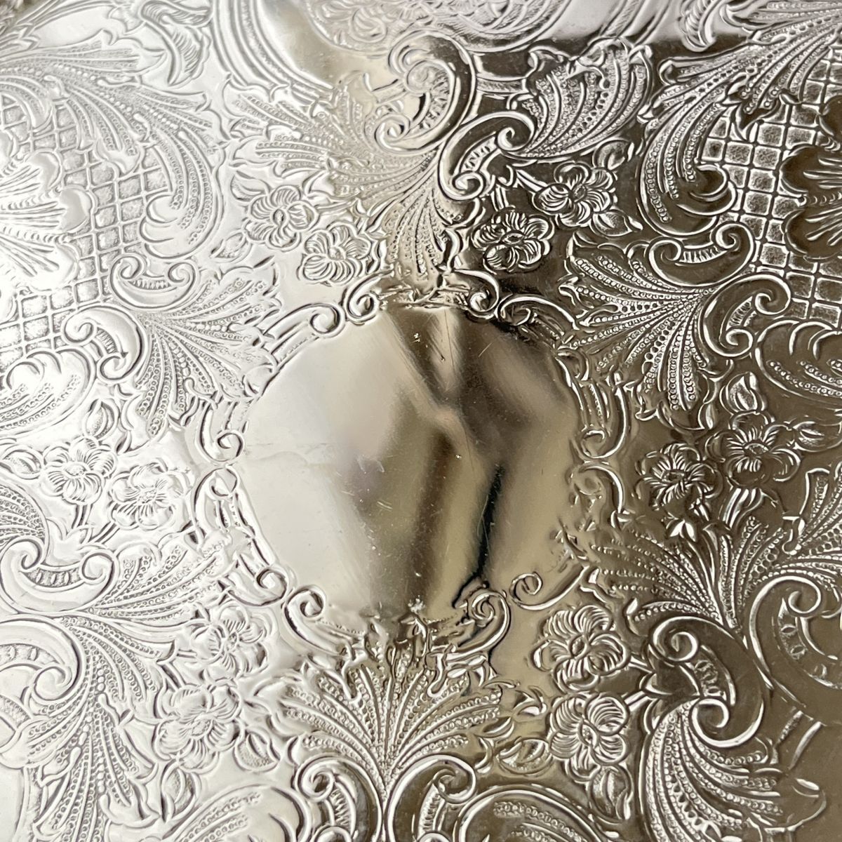 【Haseler & Restall】 ギャラリートレー / ドリンクトレー Haseler & Restall】 ギャラリートレー / ドリンクトレー 25cm