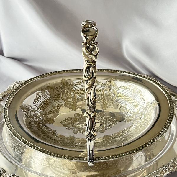 【Evans Matthews】ビクトリアンのフルーツスタンド Evans Matthews】ビクトリアンのフルーツスタンド - メルカリ