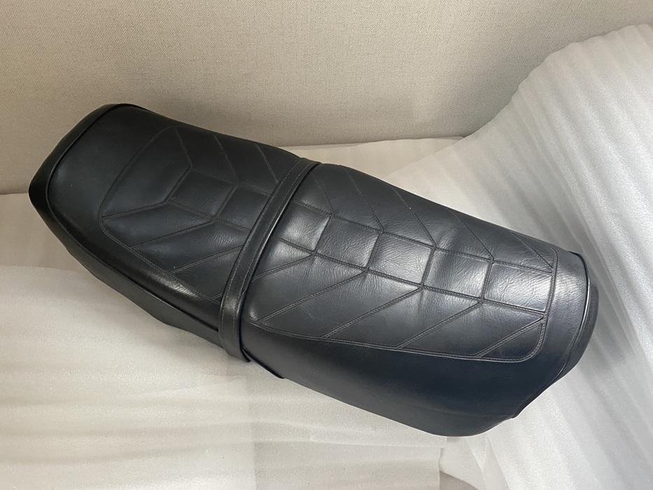 ホーク3 cb250n cb400n バブ ばぶ 純正シート 鉄 超美品 CB250N CB400N ホーク 純正 シート ホークⅢ ホーク3 スーパー