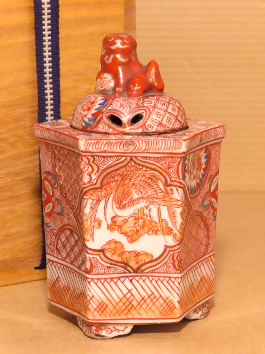 #江戸期 #古九谷 #色絵 #文殊菩薩像香炉 #茶道 #香道 #仏教美術 #古玩 古九谷 赤絵 六角 鳳凰 人物 獅子摘蓋 角福 香炉 茶道具 骨董