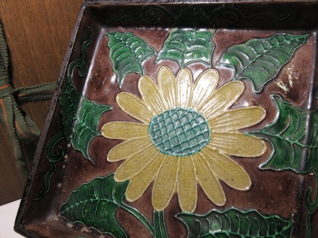 骨董品 古美術品 飾り皿 陶芸品 ○尾形乾山/色絵菊文 四方皿◇時代桐箱◇角皿 菓子器 骨董品