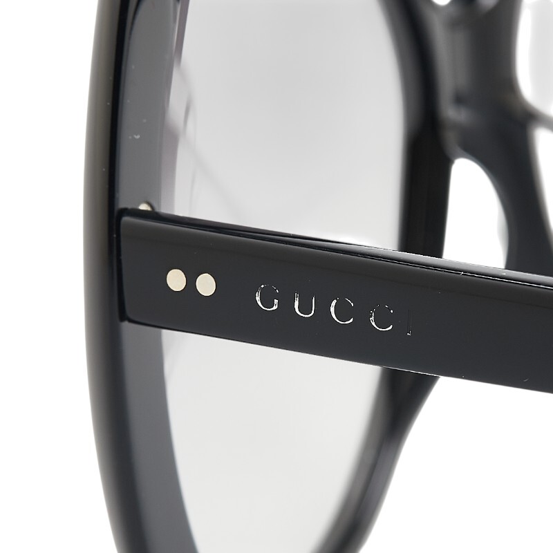  Gucci Logo I одежда бабочка солнцезащитные очки GG0472SA черный пластик женский GUCCI [ б/у ]