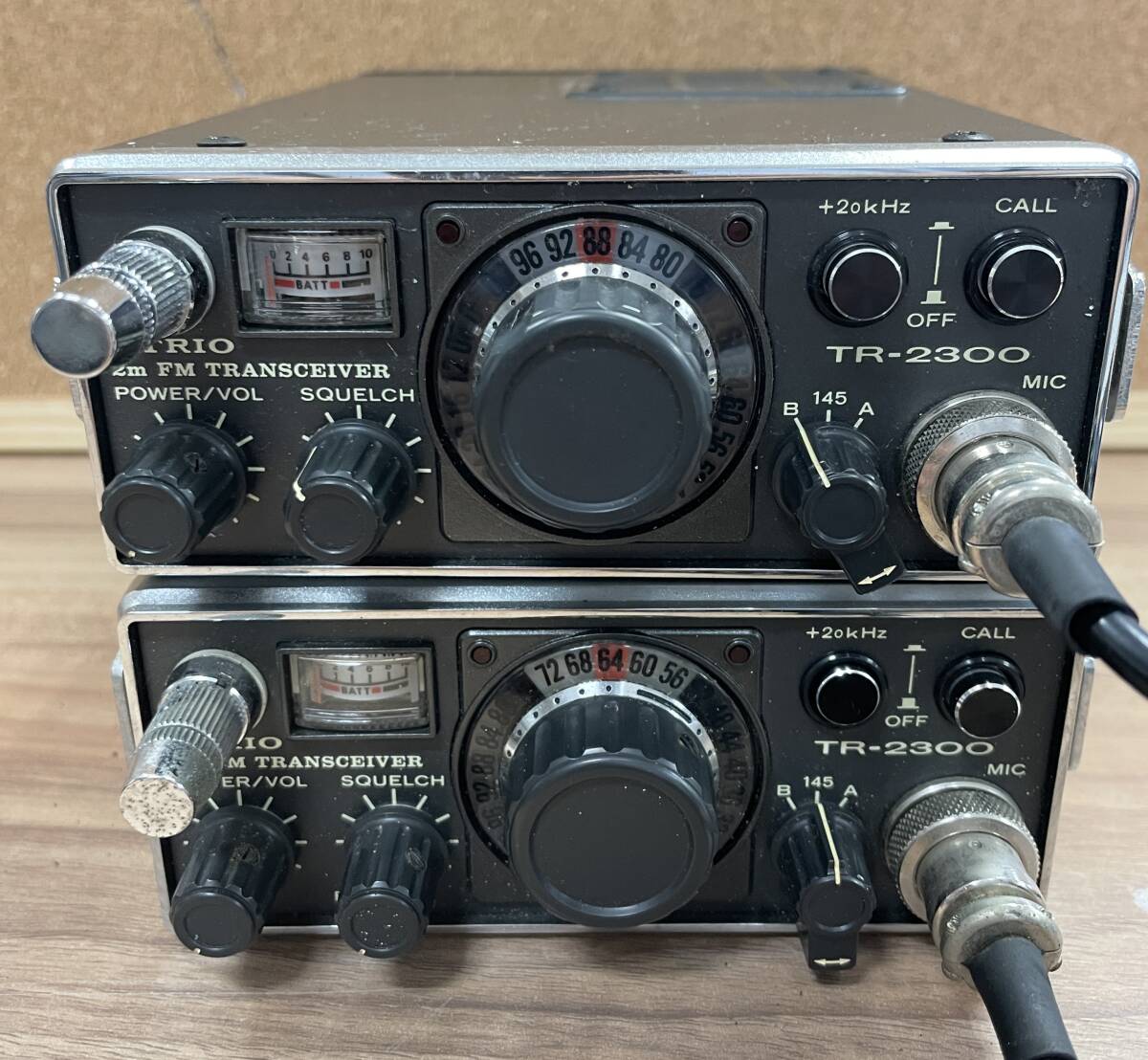 トリオ、TRIO,2m,FMハンディー機、TR2300 動作品 ☆ジャンク、通電確認済み、2台まとめ☆TRIO トリオ TR-2300