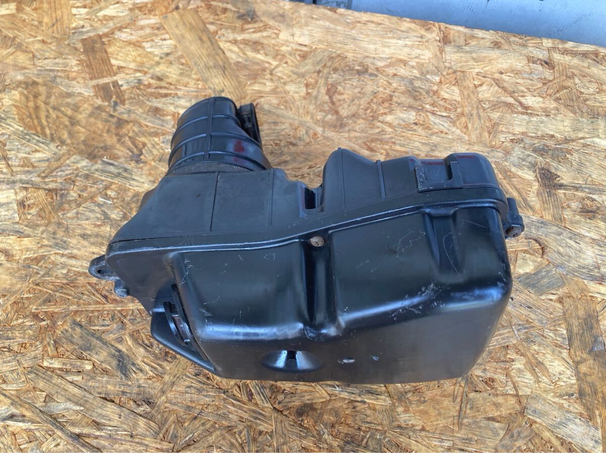 59882■ ヤマハ TZR50 3TU (071番台〜) エアクリーナーボックス　純正