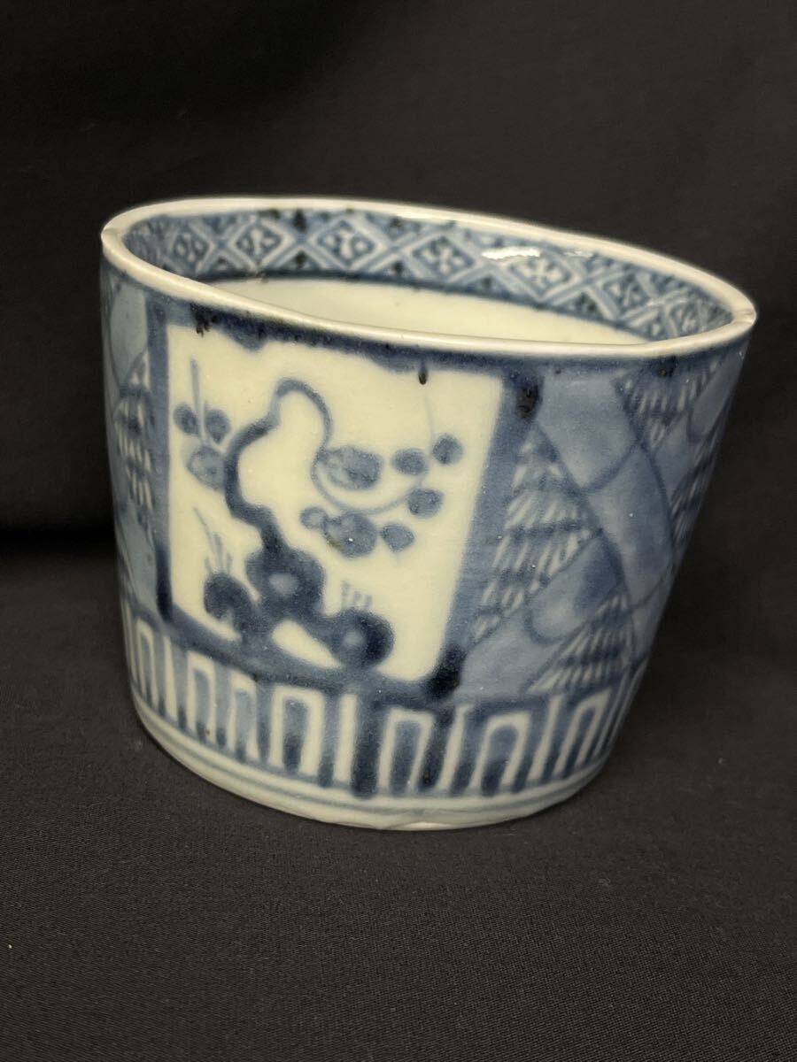 912 古伊万里色絵窓絵松竹梅図蕎麦猪口 無疵美品 江戸中期 0725-6 そば猪口 窓絵松竹梅 江戸時代後期の古伊万里 底に蜂の