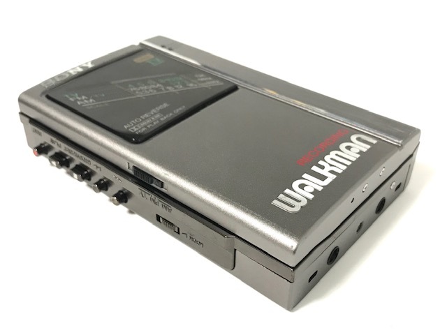 極美品][美音][整備品] SONY ウォークマン WM-F404 シルバー