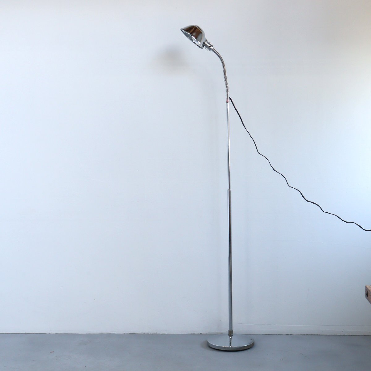 1960年代「GRAHAM」製フロアランプ　ビンテージ 1960s ヴィンテージ GRAHAM インダストリアル フロアランプ