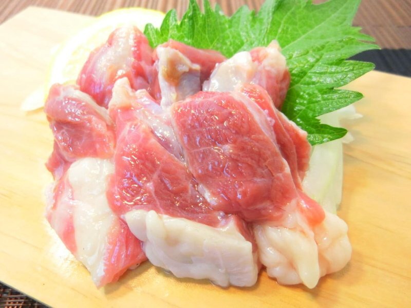 【Max】生食用 馬刺し 中落ち カルビ 50g×10個　500ｇ 個食包裝