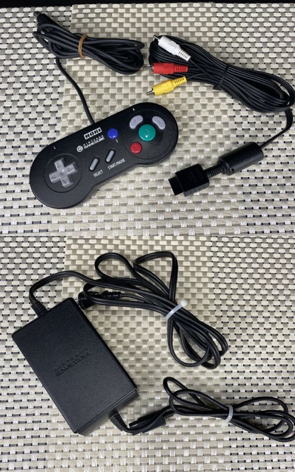 ☆Nintendo GAMECUBE ゲームキューブ 本体 DOL-017