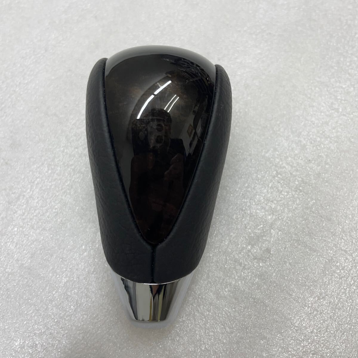 新車外し 純正 トヨタ ハイエース ダークプライム2 シフトノブ 純正 木目 新車外し 超美品 トヨタ純正 200系 ハイエース ダークプライムⅡ